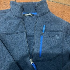 North Face fleece. Excellent like new condition. Size 10/12